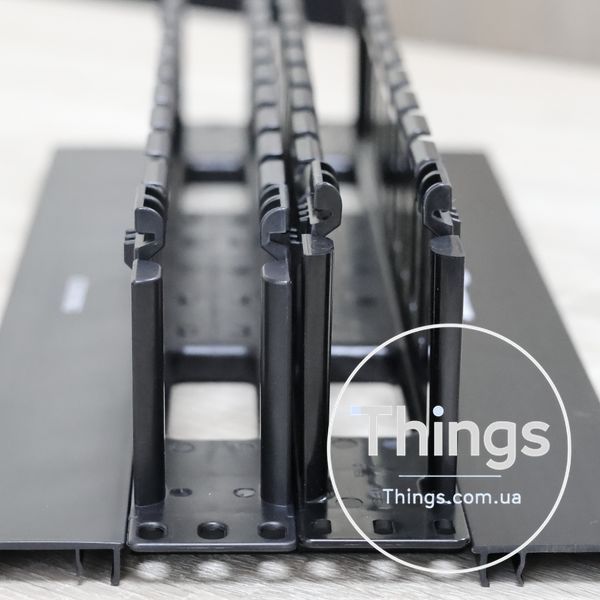 Організатор патчкордів з кришкою 19", 1U, Everon&reg;,чорний, Corning CM-10227 фото