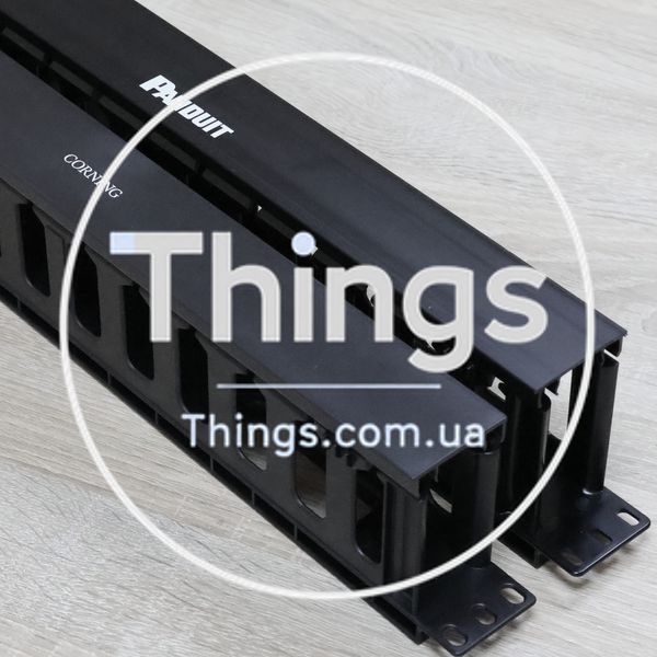 Органайзер патчкордов с крышкой 19", 1U, Everon&reg;, черный, Corning CM-10227 фото